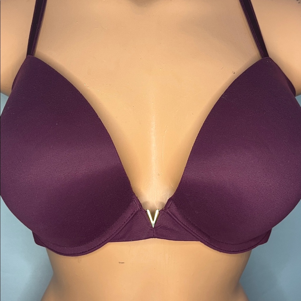 Victoria secret Women's Deep Purple Push-Up Bra size 38D